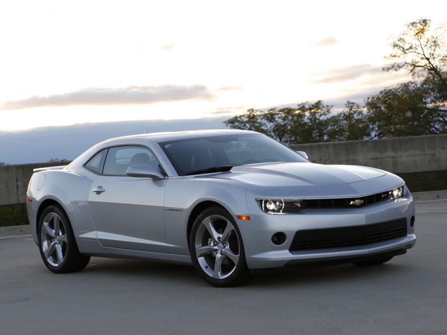  Chevrolet Camaro RS 2013 года  (фото 5 из 6)
